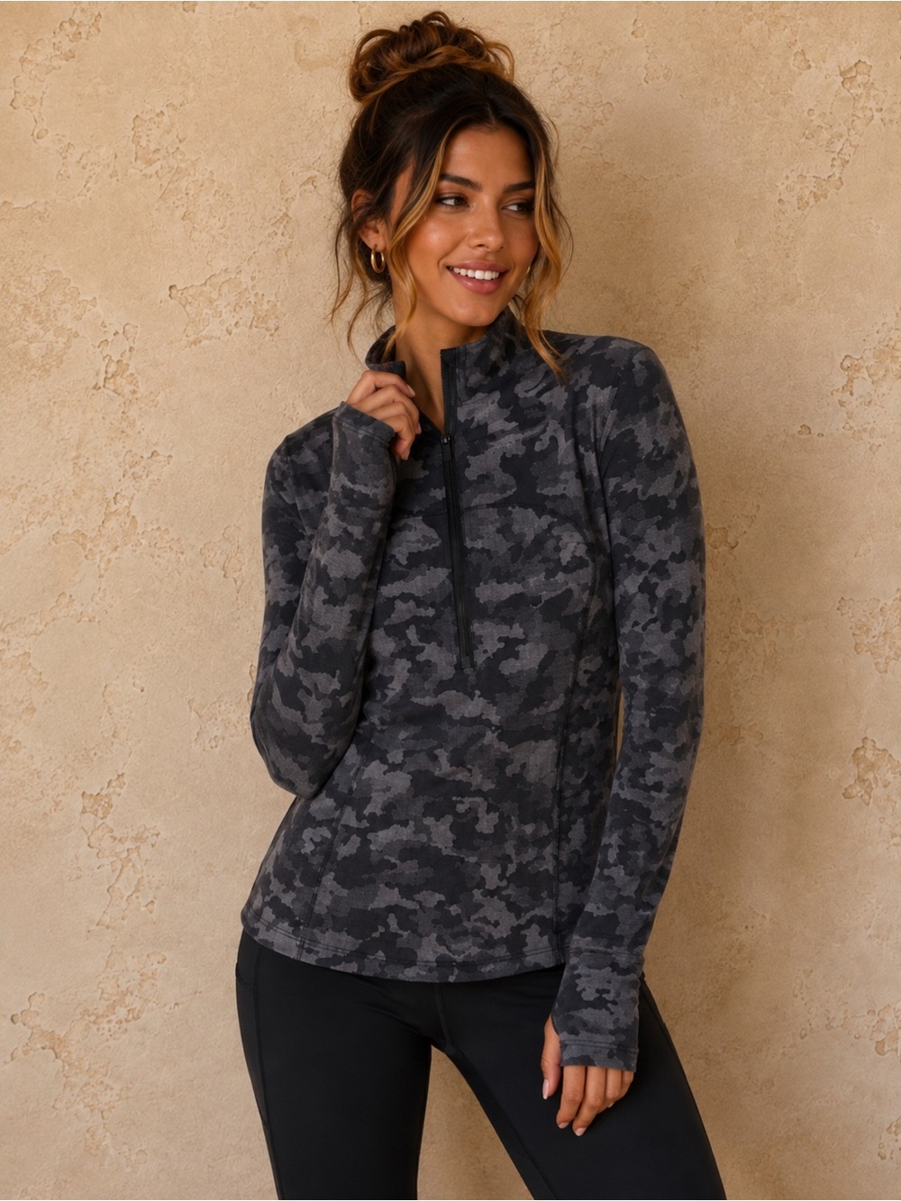 Lululemon Run Briskly 1/2 Zip Heritage Camo Jacquard Black Lunar Rock Size 4 EUC
